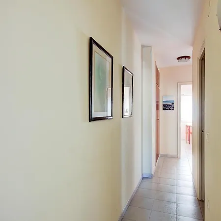 Apartment Francesc Macia 57 - Barneda *